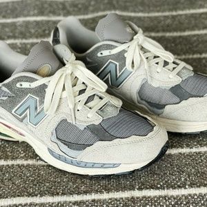 New Balance 2002R Protection Pack Rain Cloud M2002RDA Men's Size 9